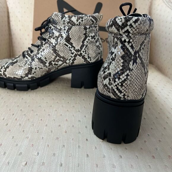 DIRTY Laundry NO DOUBT faux leather snake embossed  combat boots goth - Picture 5 of 8